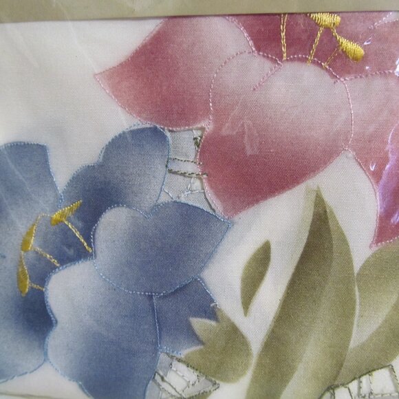 CHF Industries Curtains Pair of Tiers Embroidered Lily Flowers 58 x 36" NIP - Picture 6 of 16